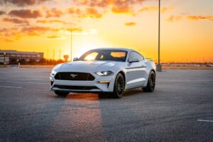 Ford 5.0 Coyote engine Mustang GT